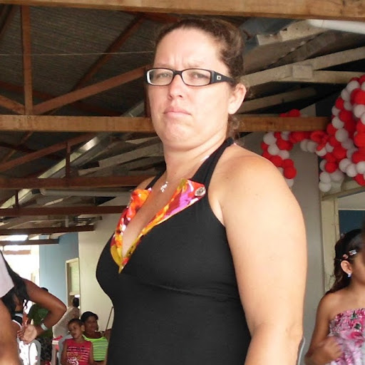 Irene Muniz Photo 11