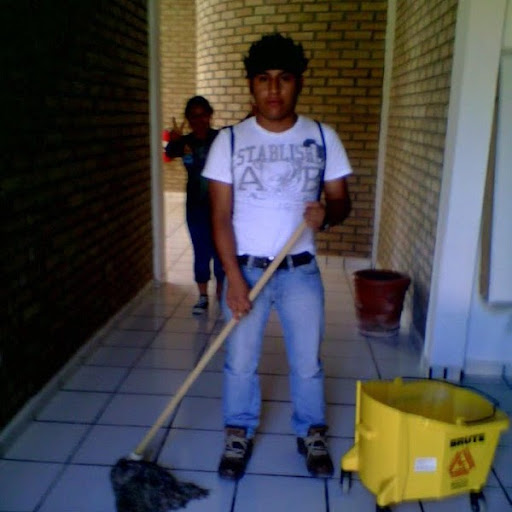 Pedro Mendez Photo 12