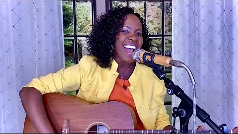 Gloria Robinson Photo 32