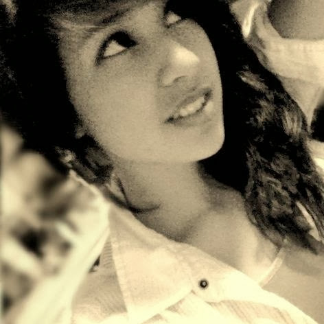 Alejandra Salgado Photo 12