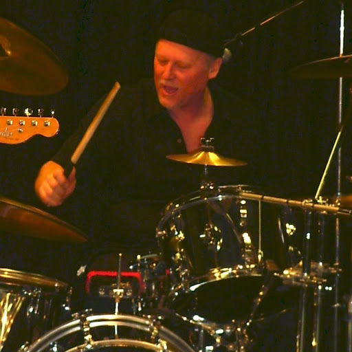 Bruce Arnold Photo 19