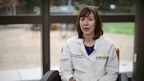 Kristine Busch Photo 17