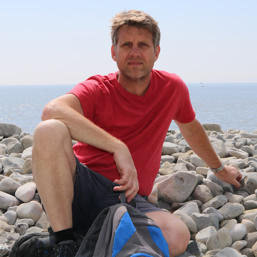 Gary Oakes Photo 14