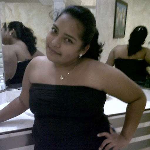 Jessica Ugarte Photo 11