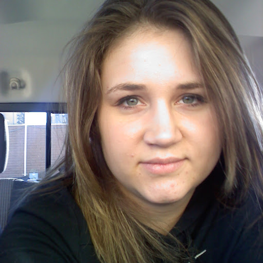 Heather Maxwell Photo 13