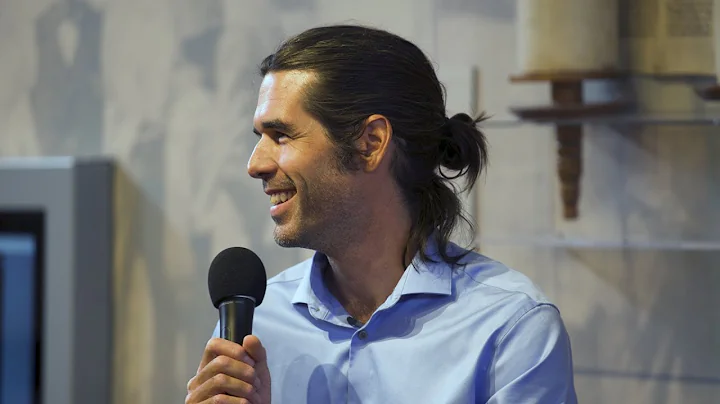 Scott Warren Photo 2