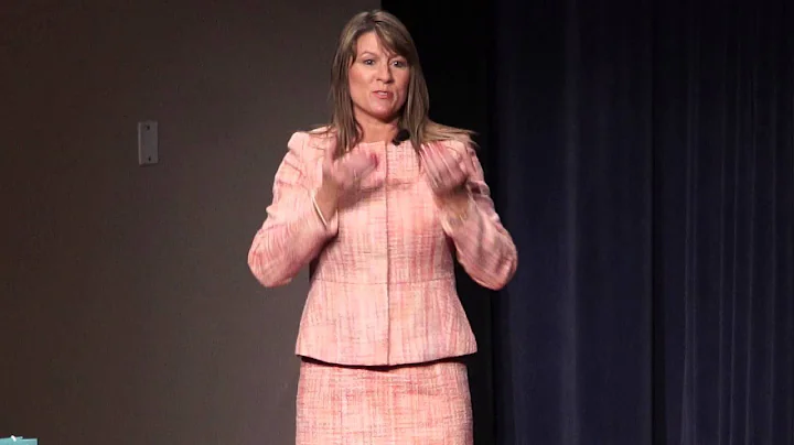 Michelle Adams Photo 25