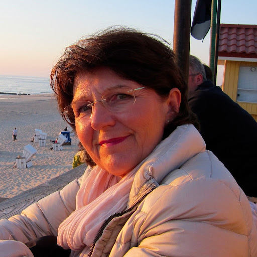 Ingrid Schroeder Photo 9