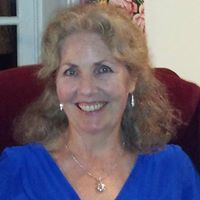 Phyllis Hogan Photo 1