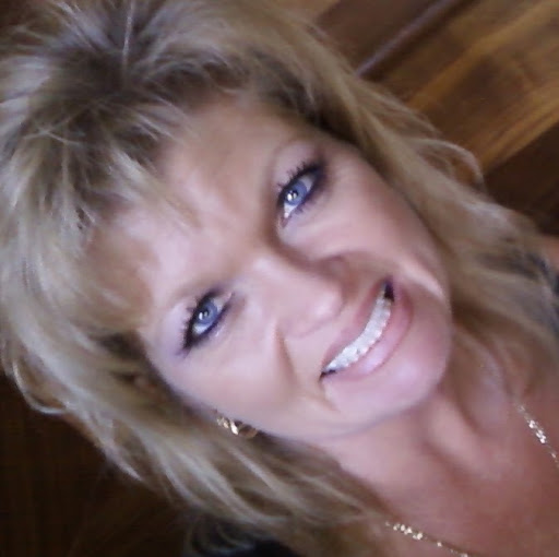 Angela Tucker Photo 12
