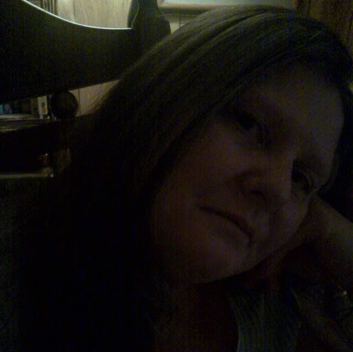 Renee Lynch Photo 12