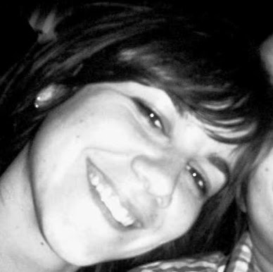 Liliana Silva Photo 15