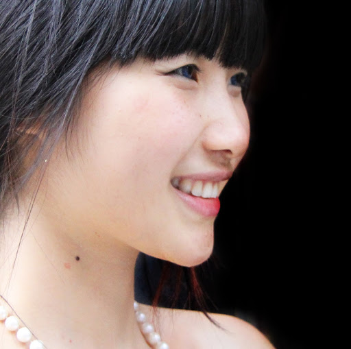 Daphne Cheng Photo 9