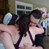 Holly Benson Photo 5