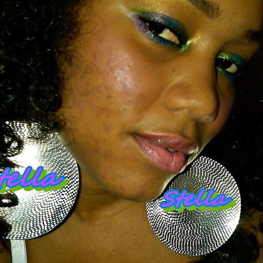 Stella Henderson Photo 10