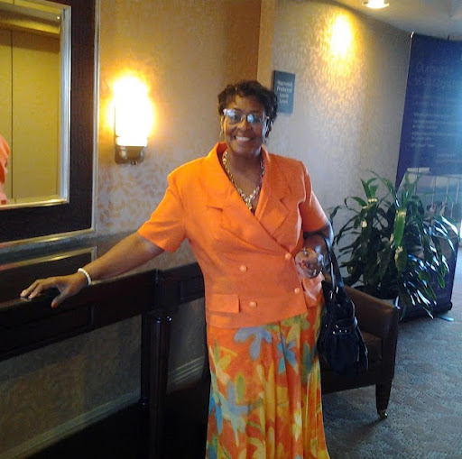 Debbie Goodman Photo 15