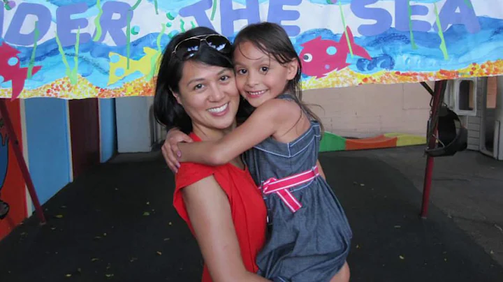 Emily Reyes Photo 28