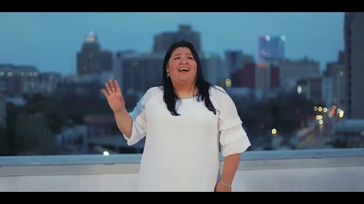 Gloria Garza Photo 34