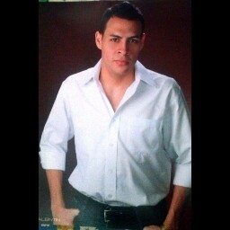 Luis Bernal Photo 16