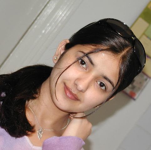 Uzma Iqbal Photo 6