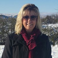 Jeri Russell Photo 4