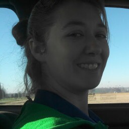 Leah Todd Photo 9