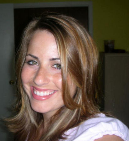 Sarah Bennett Photo 23