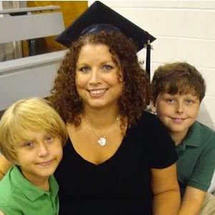 Lori Moss Photo 10