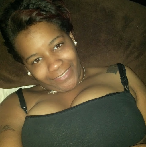 Chelsie Brown Photo 12