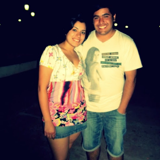 Nestor Guzman Photo 14