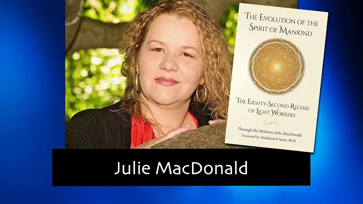Julie Macdonald Photo 32