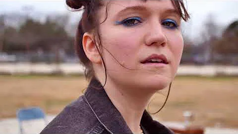 Nadine Sharpe Photo 17