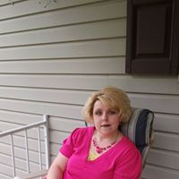 Ellen Harvey Photo 1
