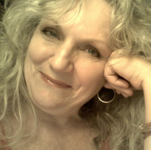 Bobbie Brown Photo 12