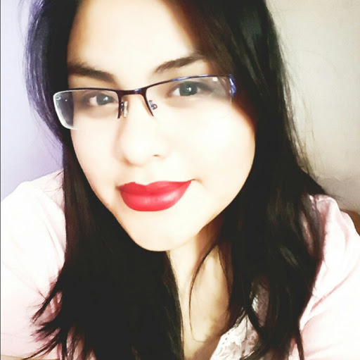 Julia Castillo Photo 16