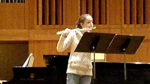 Laura Abell Photo 22