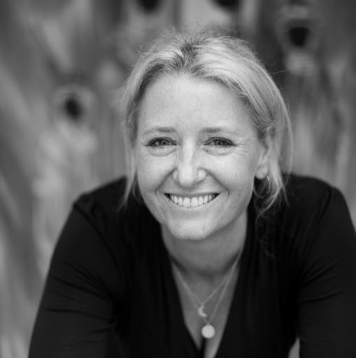 Emily Allan Photo 9