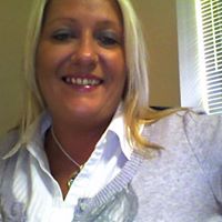 Natalie Oakley Photo 1