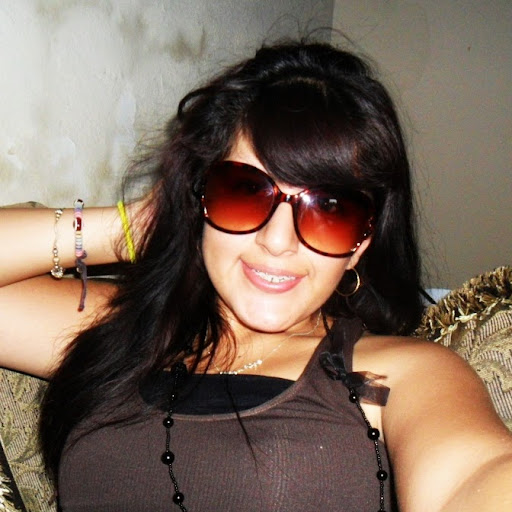 Isabel Quiroz Photo 9