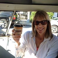 Elizabeth Mccormack Photo 8