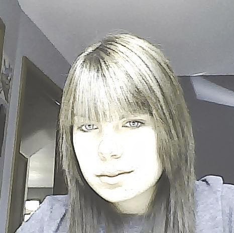 Anne Lutz Photo 12