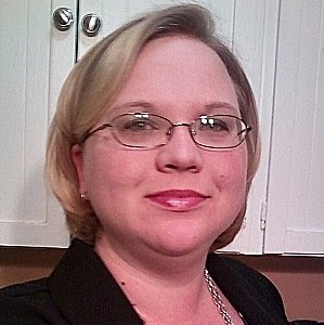 Tara Wisniewski Photo 15