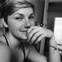 Sarah Rucker Photo 6