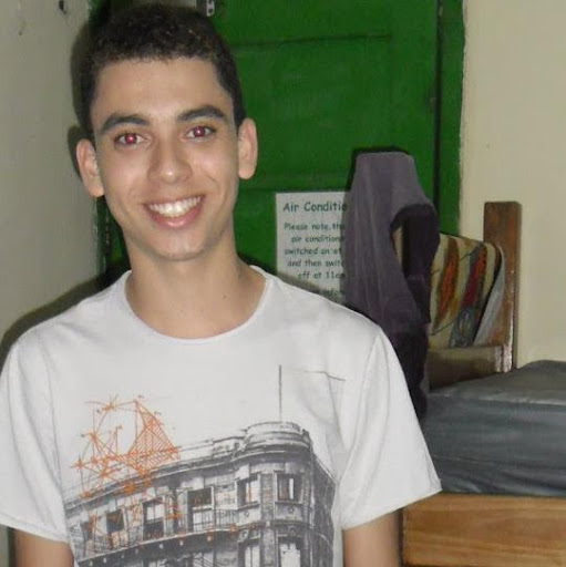 Rodrigo Castro Photo 15