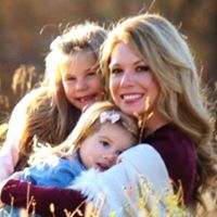 Stephanie Spradlin Photo 3