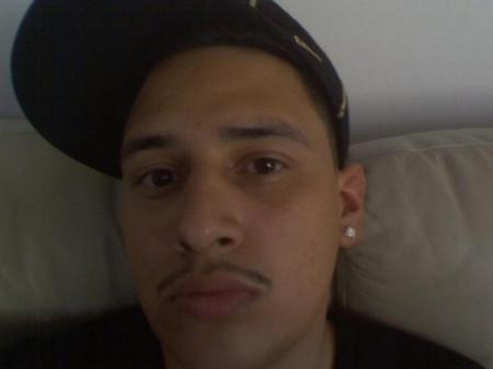 Javier Reyes Photo 20