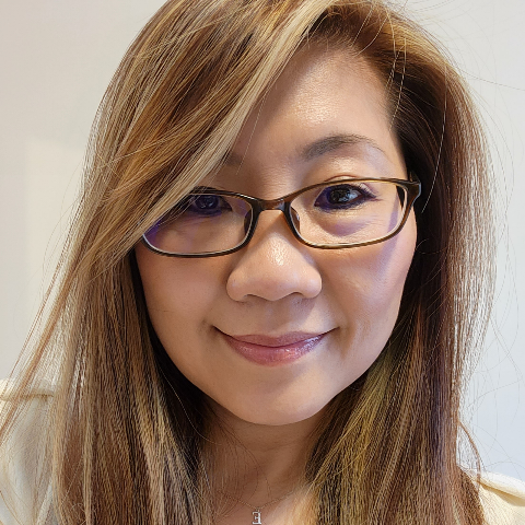 Ellen Hwang Photo 6