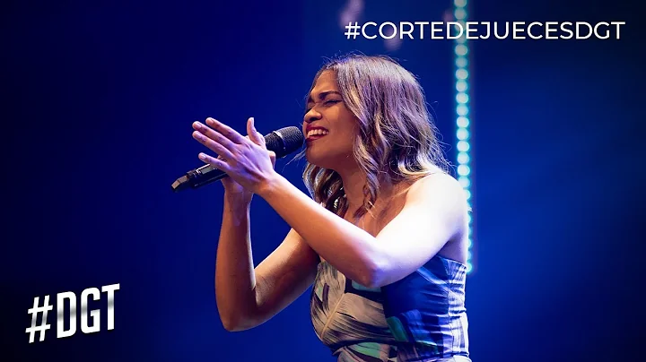 Clara Gonzales Photo 29