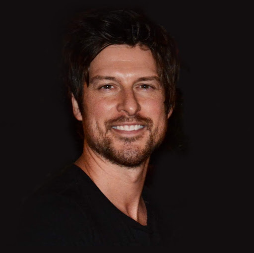 Justin Hale Photo 12