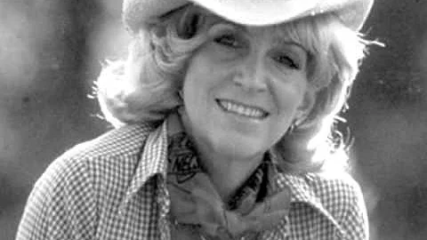 Jeannie Waters Photo 19